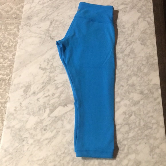lululemon athletica Pants - Lululemon Reversible Wunder Under Crop